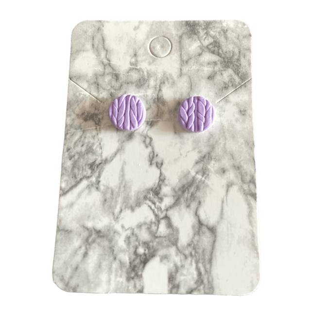 Purple knitted studs - round