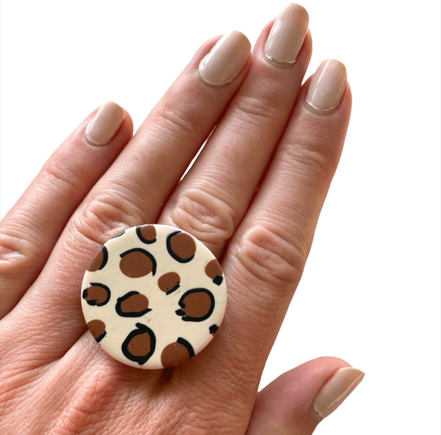 Leopard print ring