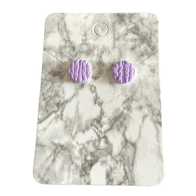 Purple knitted studs - round